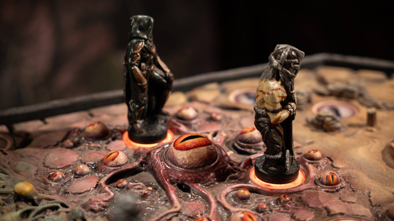 Hero figures on the 3D-printed Monstroom game board